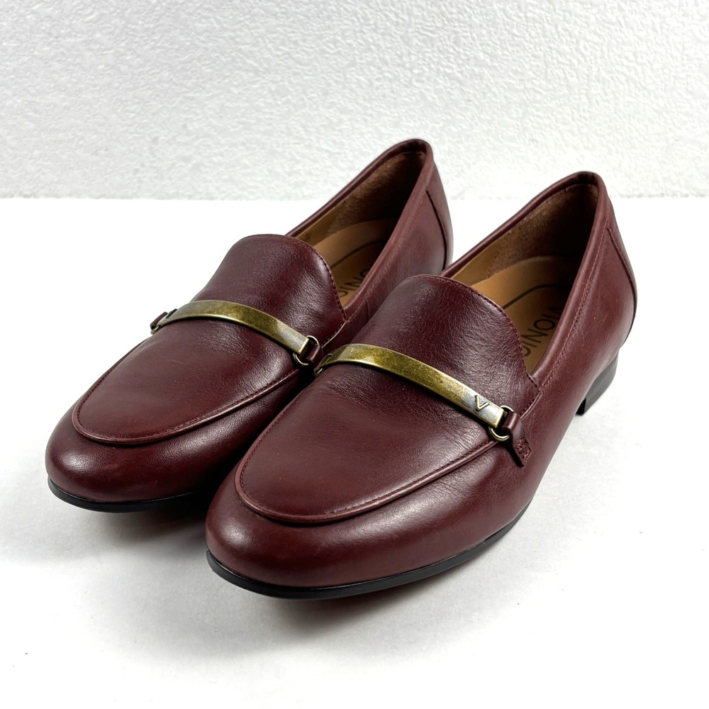 Vionic Evie‎ Leather Loafers Women 5 Burgundy Metal Bar Slip On Shoes Preppy
